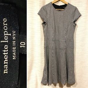 90s old Money Classic Style Nanette Lepore Size 10 Houndstooth Dress